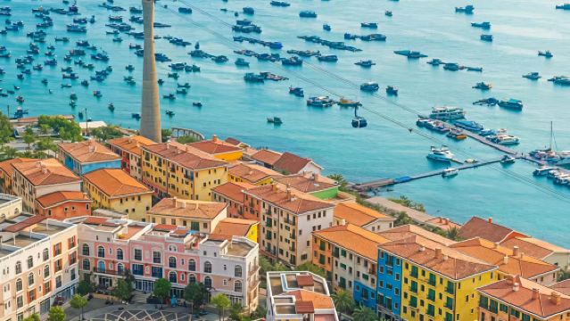 1-day tour of southern Phu Quoc Island: Optional English or Chinese guide + private group + door-to-door pickup