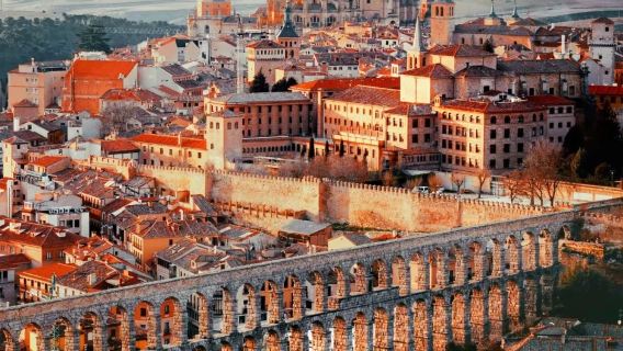 Madrid | Segovia Castle - Cathedral of Toledo (including guided tour of Segovia Castle in English)