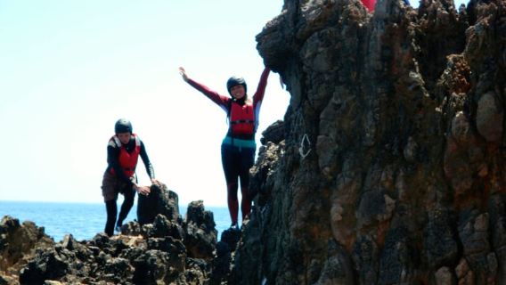 Coasteering Algarve: Klippespring, Svøm & Klatr i Sagres