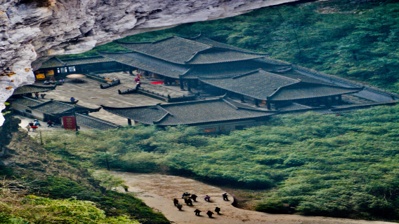 Chongqing Wulong Karst 1-day tour: Three Natural Bridges + Longshuixia Fissure Gorge + English guide + private tour