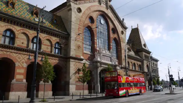 City Sightseeing Budapest Hop-on Hop-off Bus Tour