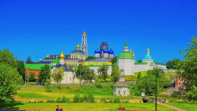 莫斯科+謝爾吉耶夫+謝爾蓋聖三一修道院一日遊【中文司機包車遊