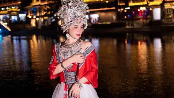 徳陽旅行写真【ドライバーとディレクター + 航空マイクロフィルム + メイクと衣料品&アクセサリー+ 旅程のカスタマイズ + ネガ無料 + 人数無制限】