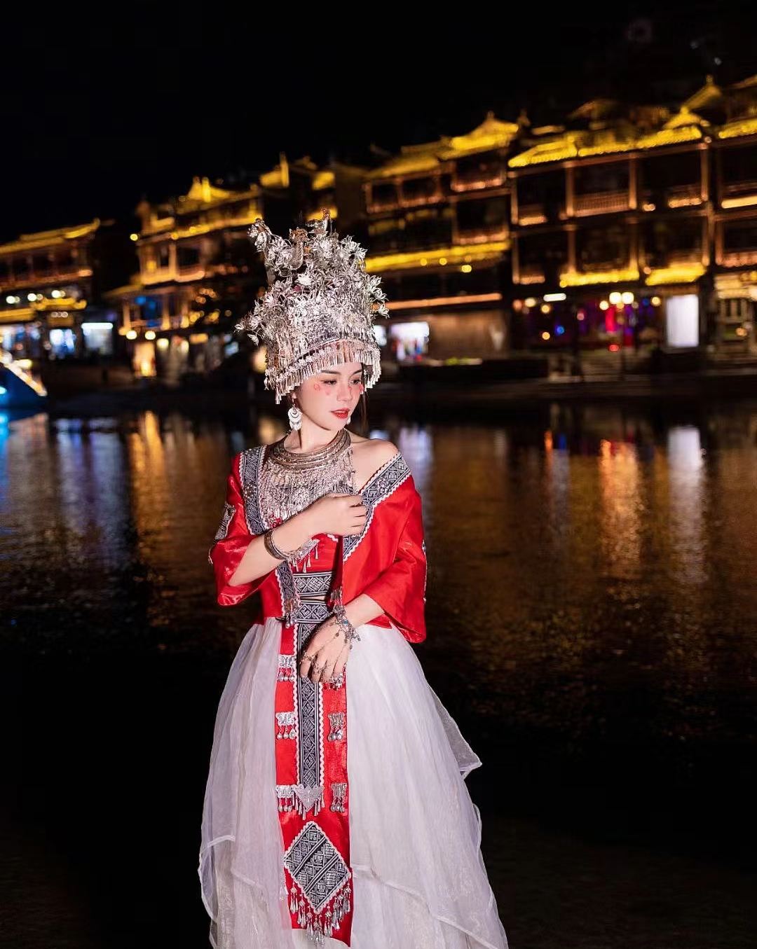 Deyang Travel Photography[Driver and director + aerial microfilm + makeup and clothing + itinerary customization + free negatives + unlimited number of people]