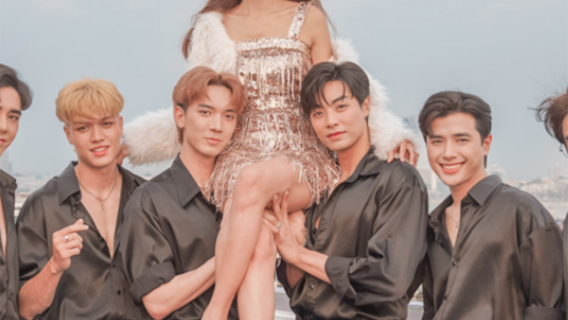 Entradas exprés - Oriental Princess Pattaya: Carnaval Oriental y Fiesta en el Mar|Show del grupo masculino Nuonuo y sirenas, buffet de lujo "Fiesta en el Cielo y el Mar", crucero nocturno por la bahía de Pattaya