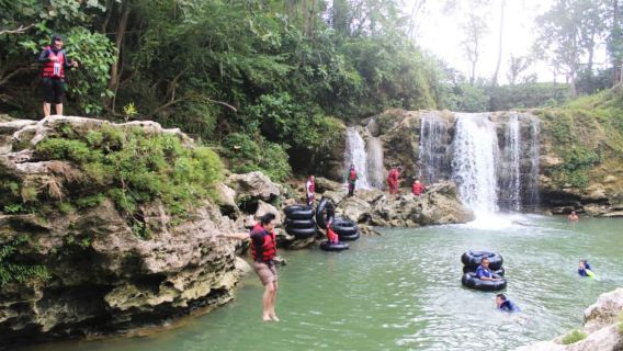 YOGYAKARTA SOFT CLIMBING MOUNT NGLANGGERAN & PINDUL CAVE