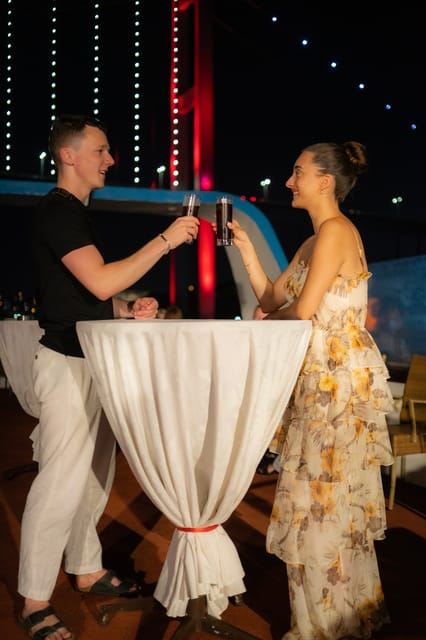 Istanbul: Bosphorus Dinner Cruise & Turkish Night Show