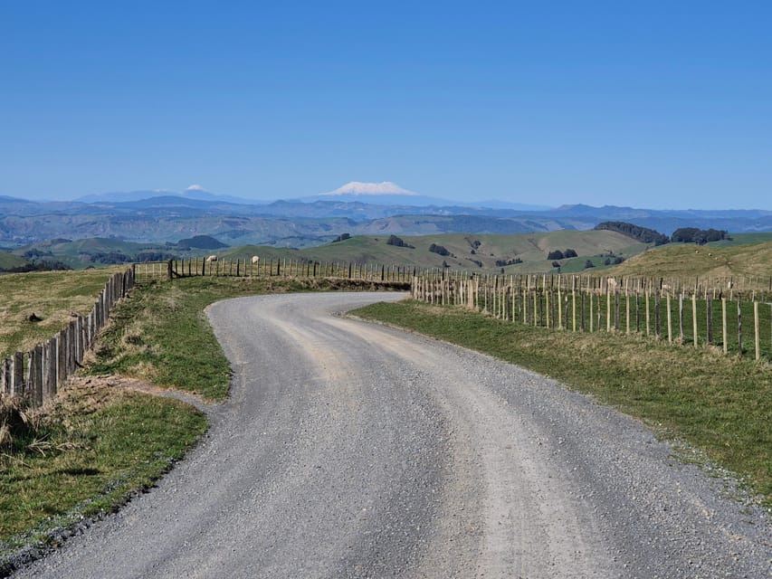 Erkunden Sie Mittelerde: Von Höhlen bis zu filmreifen Landschaften