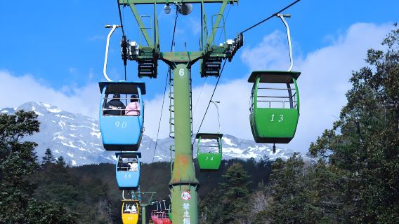 Lijiang Jade Dragon Snow Mountain, Blue Moon Valley, Yakping Cableway Day Tour (Chinese-language group tour) with optional performances