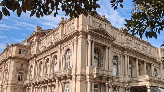 阿根廷布宜諾斯艾利斯科隆劇院-拉博卡【中文專車-悅享旅途】