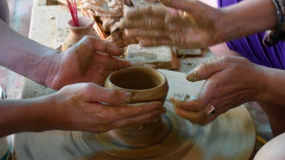 Hoi An Ceramic Making Class-Lantern Class-Cafe Class with Basket Boat Tour and Lunch 