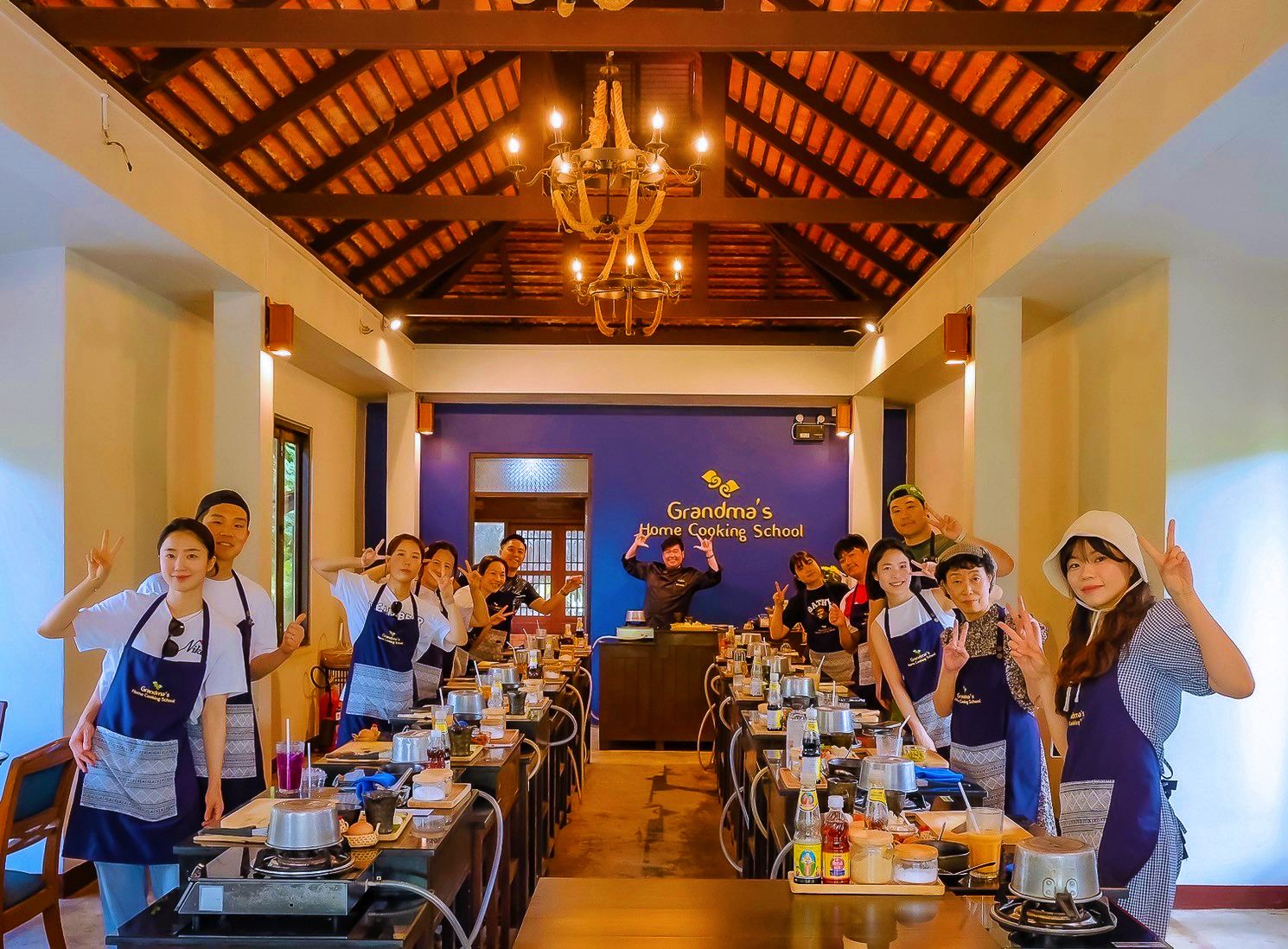 ครัวคุณยายเชียงใหม่ -Grandma's Home Cooking School