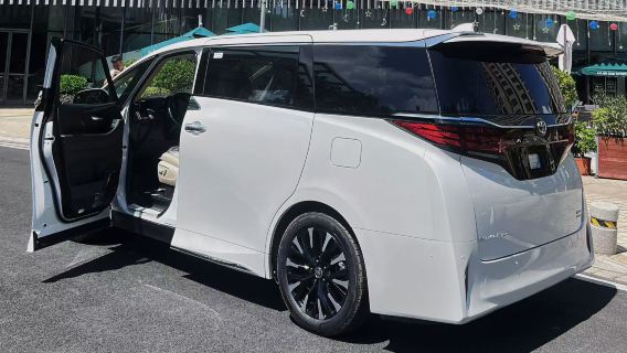 [Privattransfer von Macau nach Zhuhai] Direkter Privattransfer von Macau zu Hotels in Zhuhai ◈ Van mit Kennzeichen beider Gebiete + Fahrt über Hengqin oder die Hongkong-Zhuhai-Macao-Brücke/Zhuhai-Grenzübergang + Punkt-zu-Punkt-Service