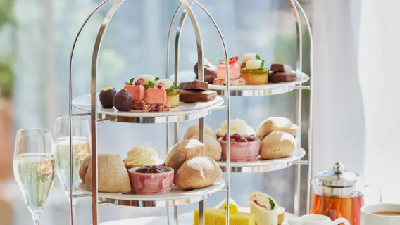 Uluru Aboriginal afternoon tea(Sails in the Desert Ilkari Restaurant)