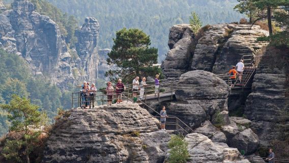 Day trip from Dresden to Saxon Switzerland National Park by bus