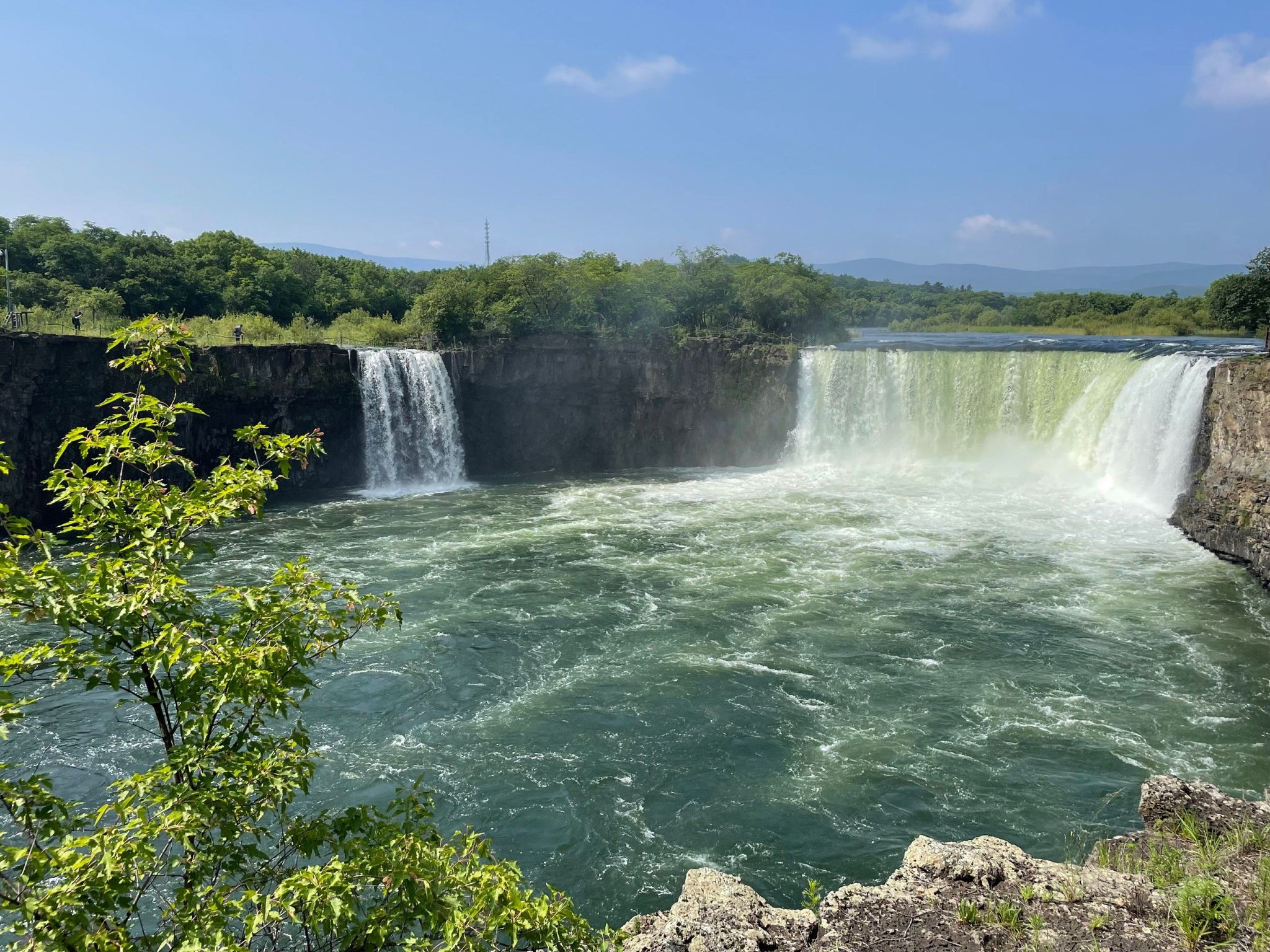 鏡泊湖風景區【旅遊包車、行動自由。私家團定制】