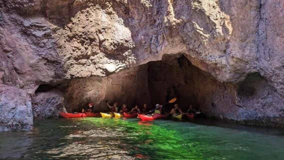 Ab Las Vegas: Geführte 4-stündige Emerald Cave-Tour mit Mittagessen