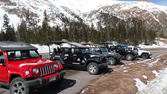 Pikes Peak and Garden of the Gods Jeep Tour