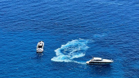 Tagesausflug nach Capri und Blaue Grotte ab Rom mit englischsprachigem Reiseleiter und ganztägigem 12-Stunden-Service