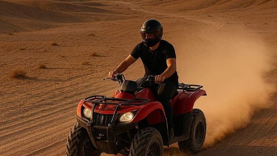 Marrakech: Cena con espectáculo en el desierto de Agafay con quad y camello