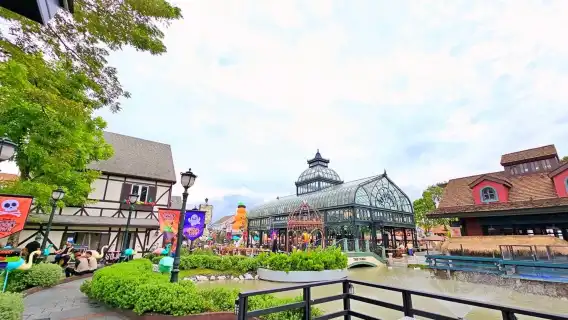 泰國曼谷野生動物園+海洋公園+巧克力村+席娜卡琳夜市日遊