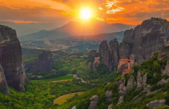 希臘雅典出發 邁泰奧拉天空之城一日遊【午餐可選】