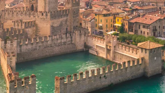 Lago de Garda: Tour en barco de 25 minutos por la península desde Sirmione