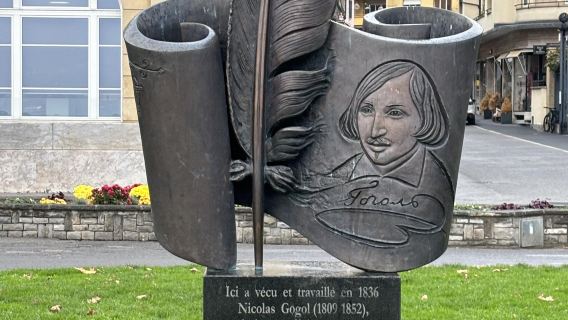 日內瓦-西庸城堡-蒙特勒聖誕村-大叉子-卓別林雕像-拉沃