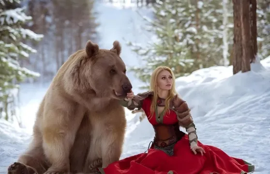 俄羅斯莫斯科紅場+列寧墓+莫斯科擁抱棕熊體驗一日遊