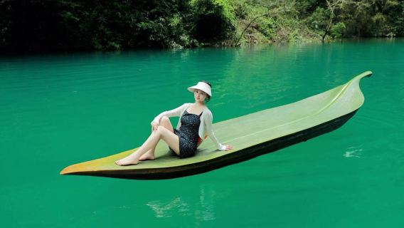 Private tour to Hefeng Pingshan Grand Canyon + Xuan'en Shiziguan + Xuan'en nightlife 1-day tour (no join-in)