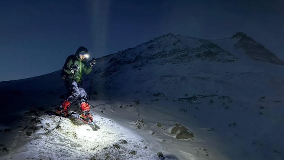 Longyearbyen: Snowshoeing Adventure to Svalbard Glacier