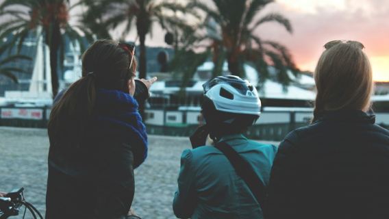 Barcelona: Guided Picasso eBike Tour in Barceloneta & The Gothic Quarter