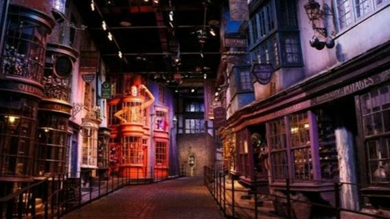 Londra: Warner Bros. Studio Tour + Trasferimento di andata e ritorno