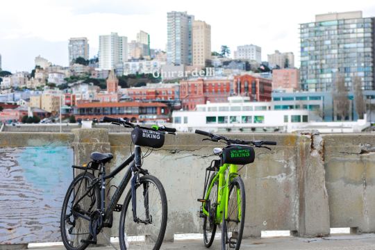 บริการเช่าจักรยานที่ฟิชเชอร์แมนส์วอร์ฟ ซานฟรานซิสโก - San Francisco Bike Rental at Fisherman's Wharf