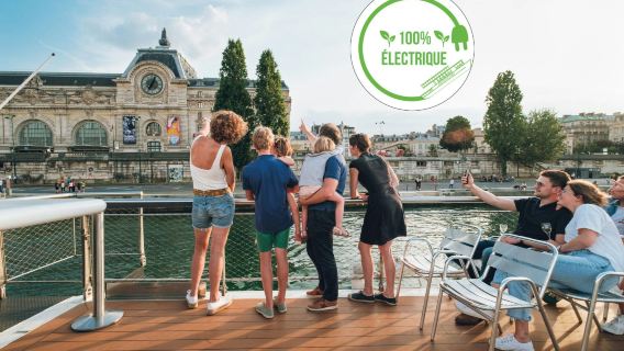 Seine River: Family Cruise with Live Guide