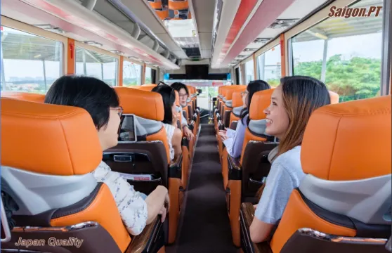 胡志明市至潘切或美奈豪華轎車接送服務