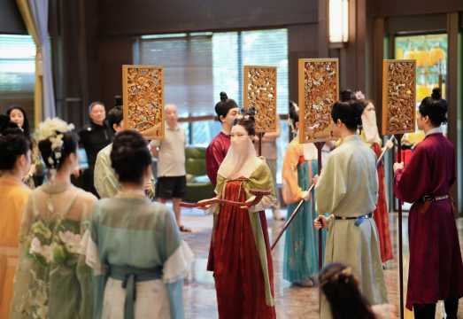 Feast in Ba Kingdom