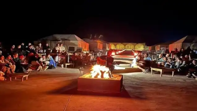 มาร์ราเกช: ขี่รถเอทีวีและขี่อูฐพร้อมอาหารค่ำในอากาเฟย์