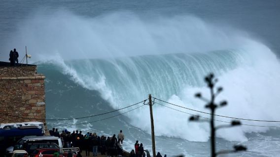 From Lisbon: Fatima, Batalha, Nazare and Obidos Tour