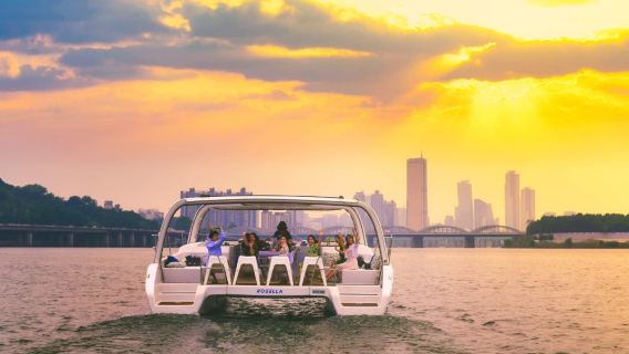 Crociera in yacht sul Ponte Arcobaleno delle Tre Isole del Fiume Han (ammessi animali domestici)