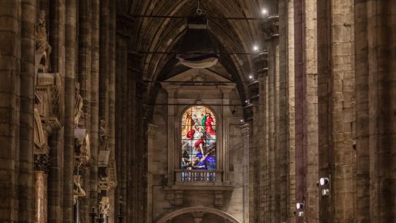 Milan: Scala Theater and Duomo Cathedral Guided Tour