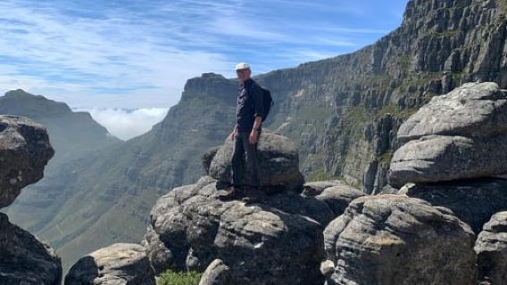 Кейптаун: поход на Столовую гору в Индию (полдня)