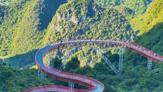 Mondo carsico · Un viaggio di piacere attraverso i paesaggi di Guilin