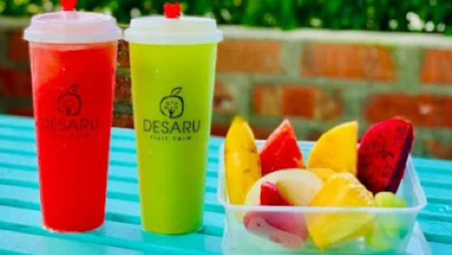 Half-day private chartered tour from Desaru to fruit farm and fireflies (includes admission ticket)