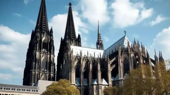 德國科隆大教堂+科隆巧克力博物館+科隆長廊一日遊。