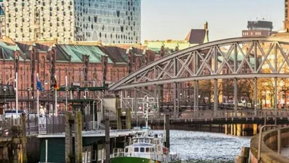 Hamburg: Führung durch Speicherstadt, HafenCity und Elbphilharmonie