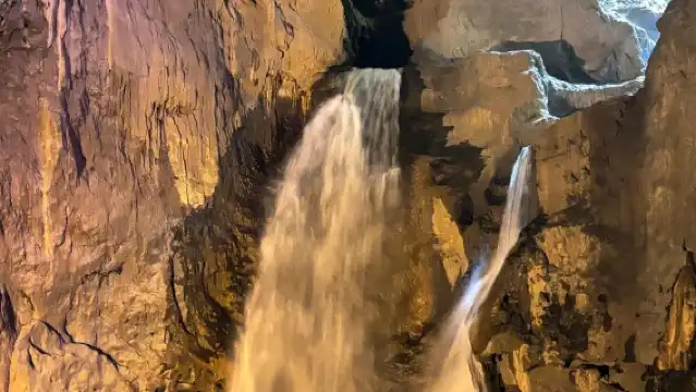 Stone Forest Scenic Area and Jiuxiang Private Tour in Kunming, Yunnan, China [Consultation for Comprehensive Yunnan Travel Services]