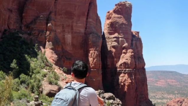 美國鳳凰城-塞多納-大教堂岩-貝爾岩-紅岩州立公園-包車精選