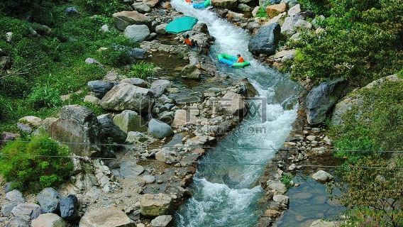 1 Kişi Katılabilir | Qingyuan Xuanzhen Nehri Kanyonu Rafting Günlük Turu / Popüler Tünel / Işık ve Gölge Müzesi