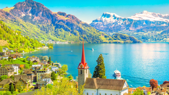 Suiza - Zúrich ida y vuelta: Casco antiguo de Lucerna + Kapellbrücke + Lago de los Cuatro Cantones | Tour en inglés